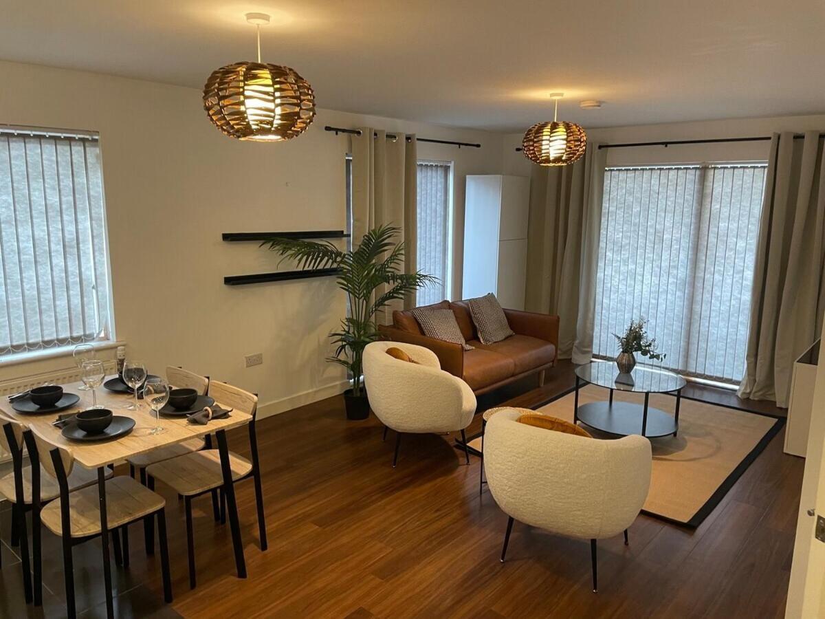 Superior Cambridge 2 Bed Apartment Inc King Bed Trumpington Εξωτερικό φωτογραφία