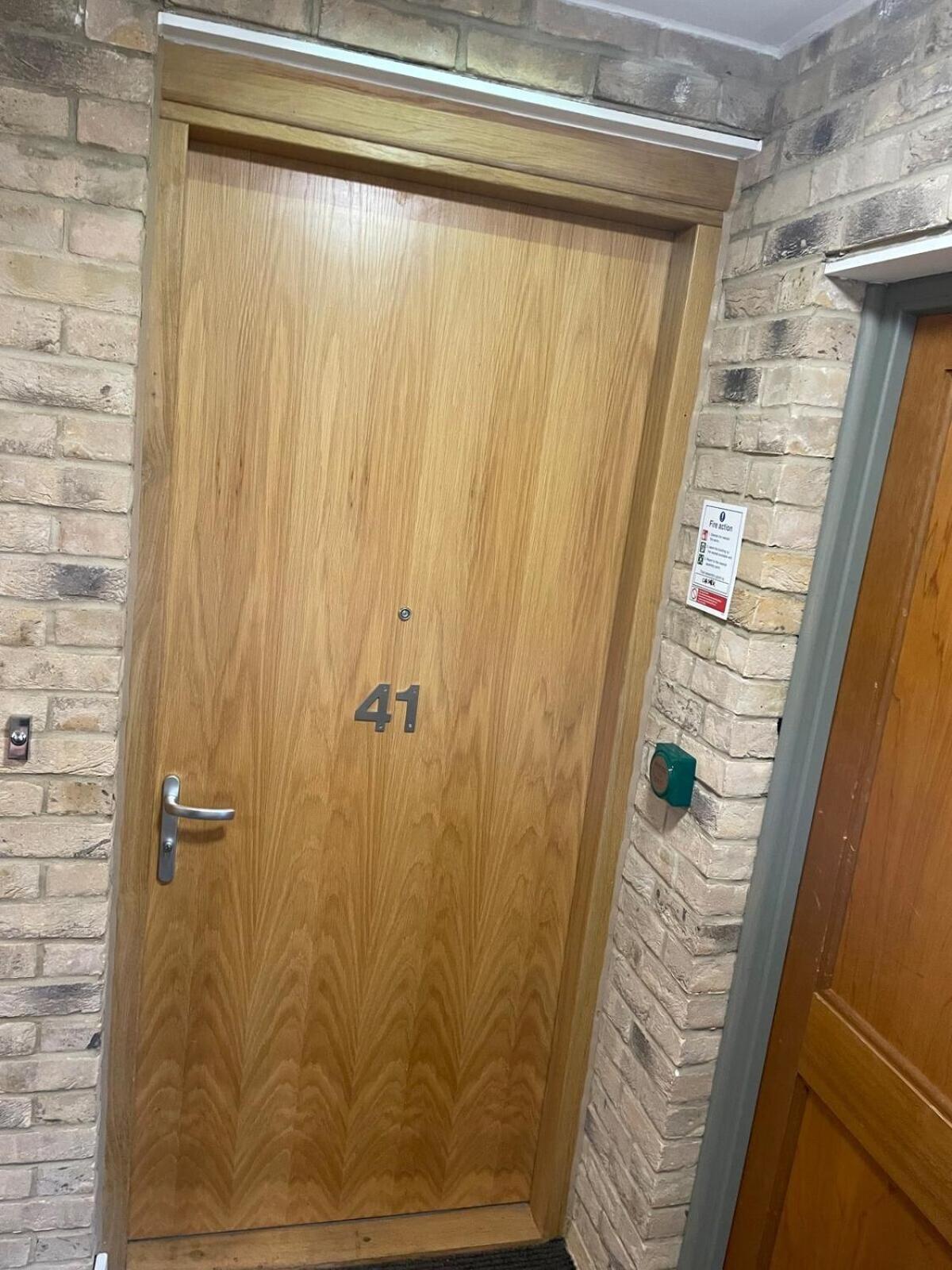 Superior Cambridge 2 Bed Apartment Inc King Bed Trumpington Εξωτερικό φωτογραφία