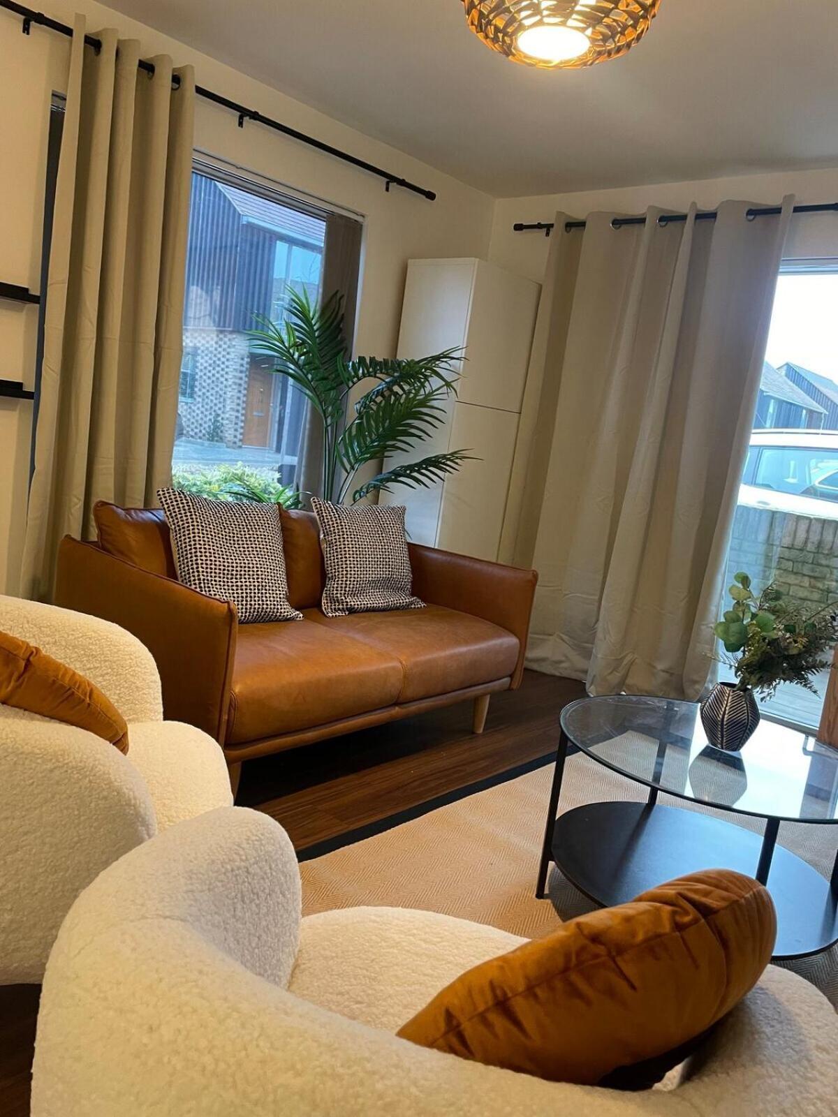 Superior Cambridge 2 Bed Apartment Inc King Bed Trumpington Εξωτερικό φωτογραφία